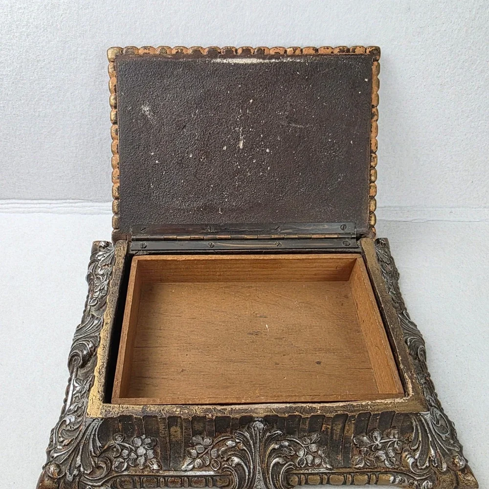 Syroco Vintage Ornate Bronze Silver Jewelry Box with Removable Wood Tray 12in